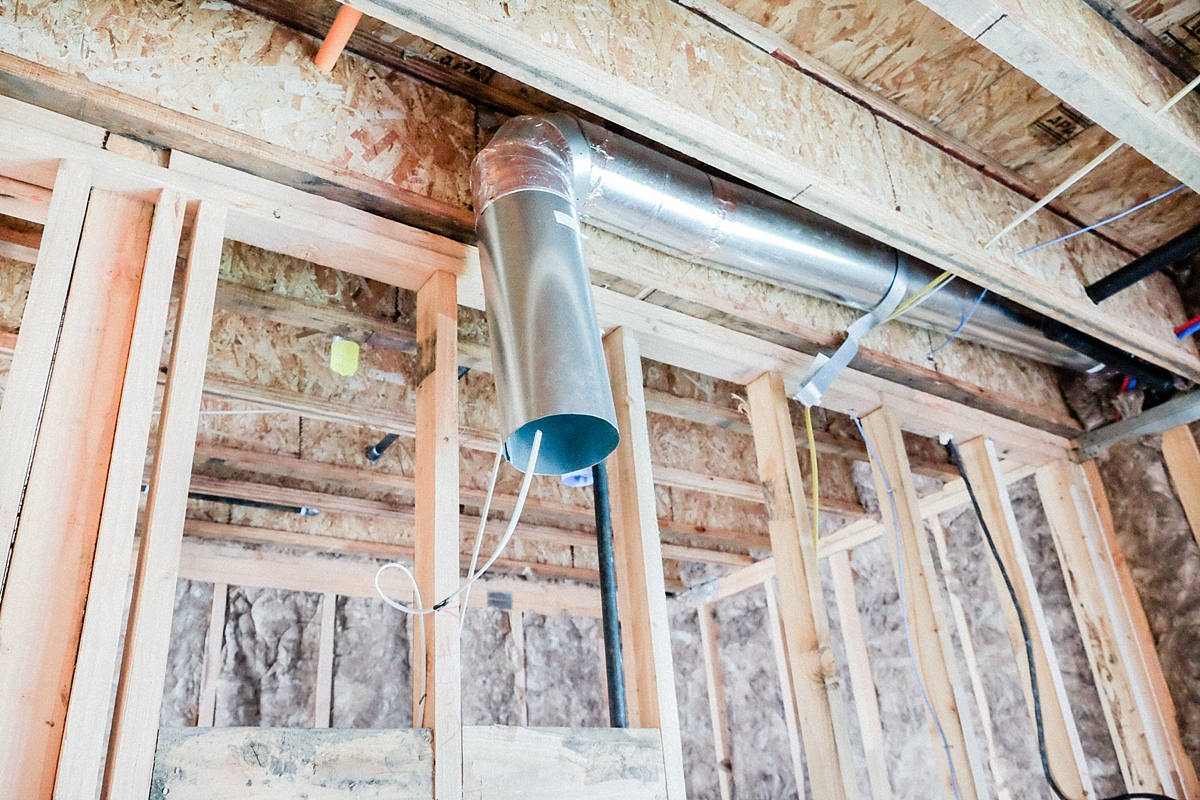 Air vent for the kitchen hood