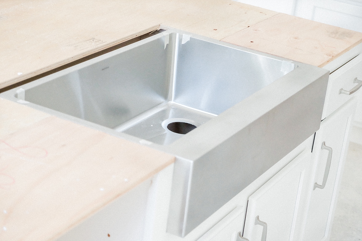 Farmhouse stainless steel kitchen sink