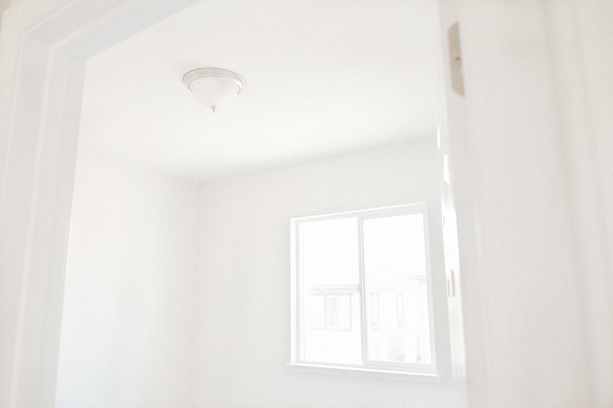 Guest bedroom mushroom light